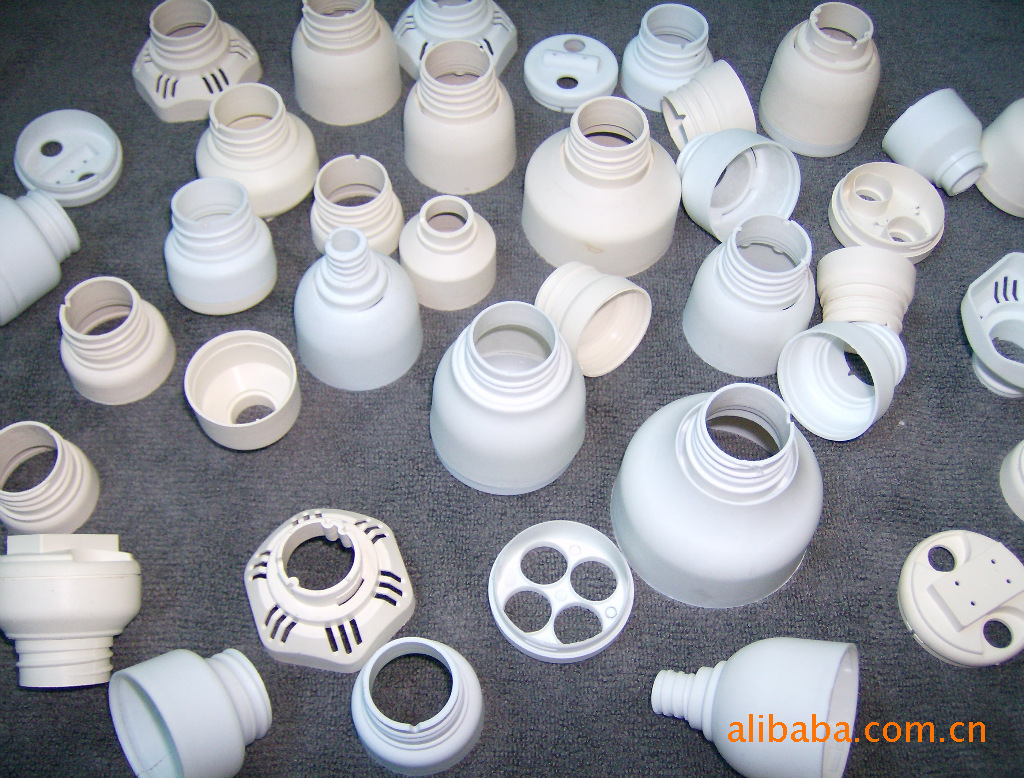深耕节能灯模具领域，东莞市东坑艺林模具塑胶制品厂的匠心与实力